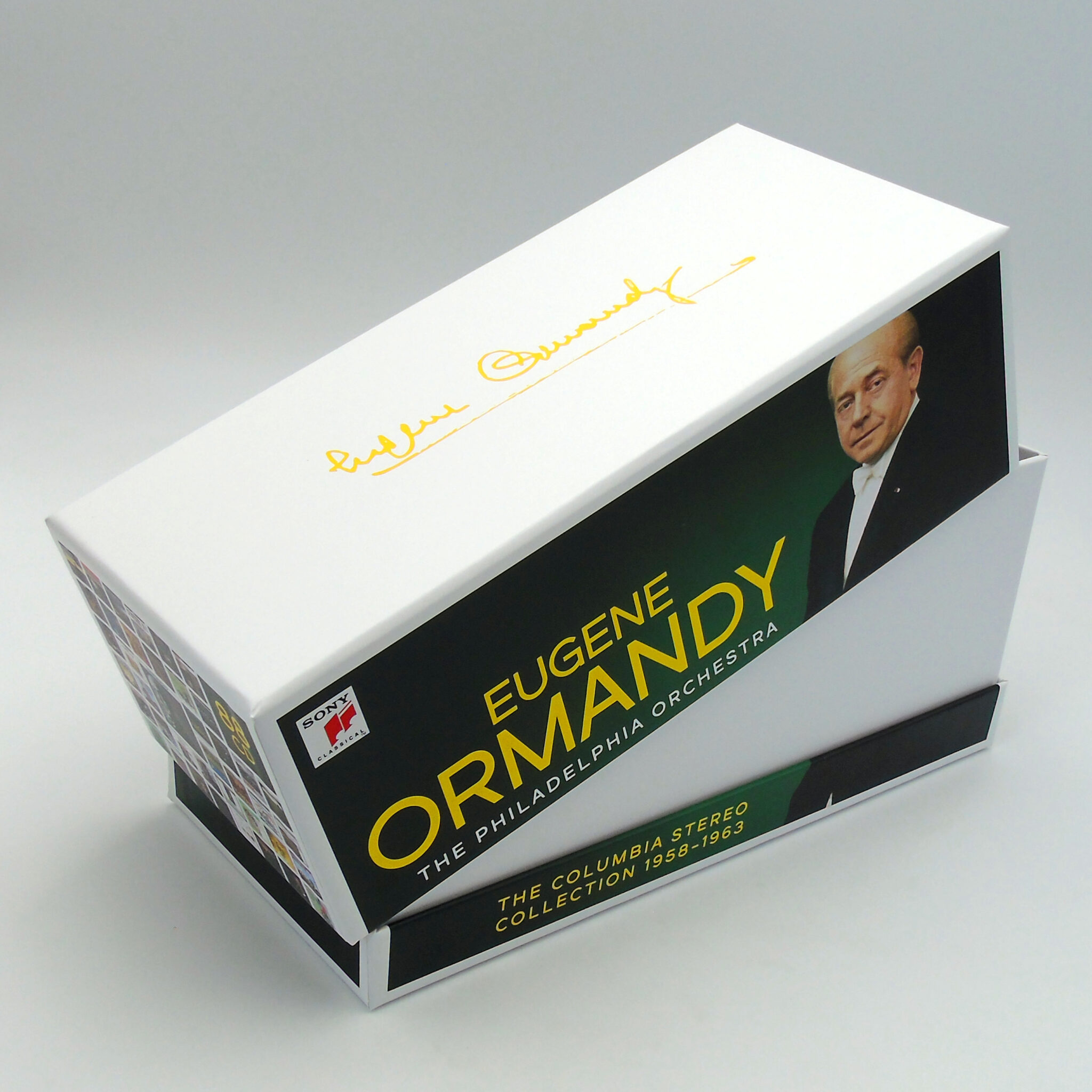 CD-Sammelbox mit Halseinsatz — Hertel Kartonagen